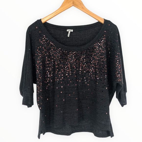 Splendid Grey Metallic Sequin 3/4 Sleeve Wide Neck Sweater size Medium - Picture 1 of 12